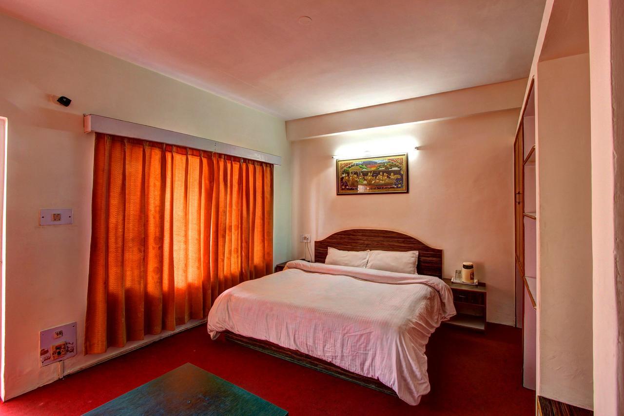 Hotel Monarch Residency Manāli Esterno foto