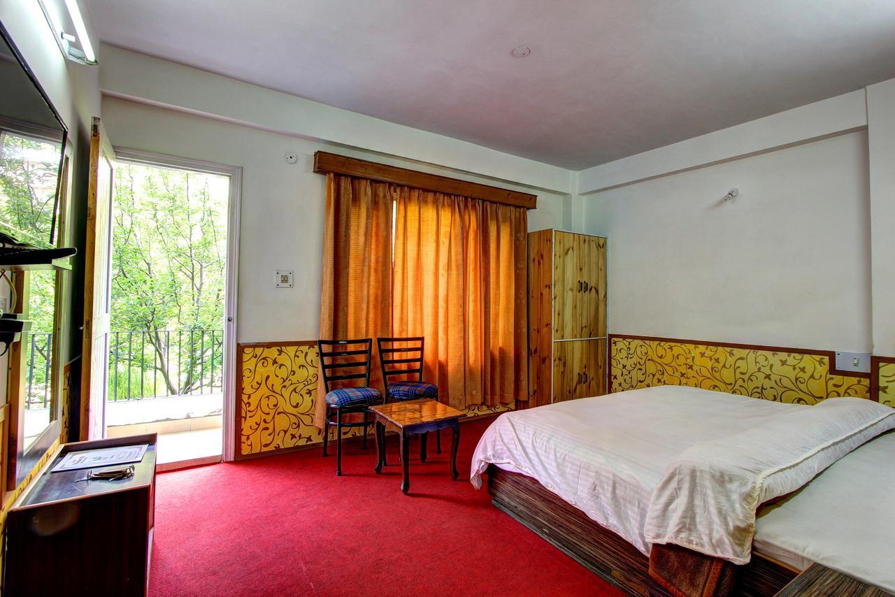 Hotel Monarch Residency Manāli Esterno foto