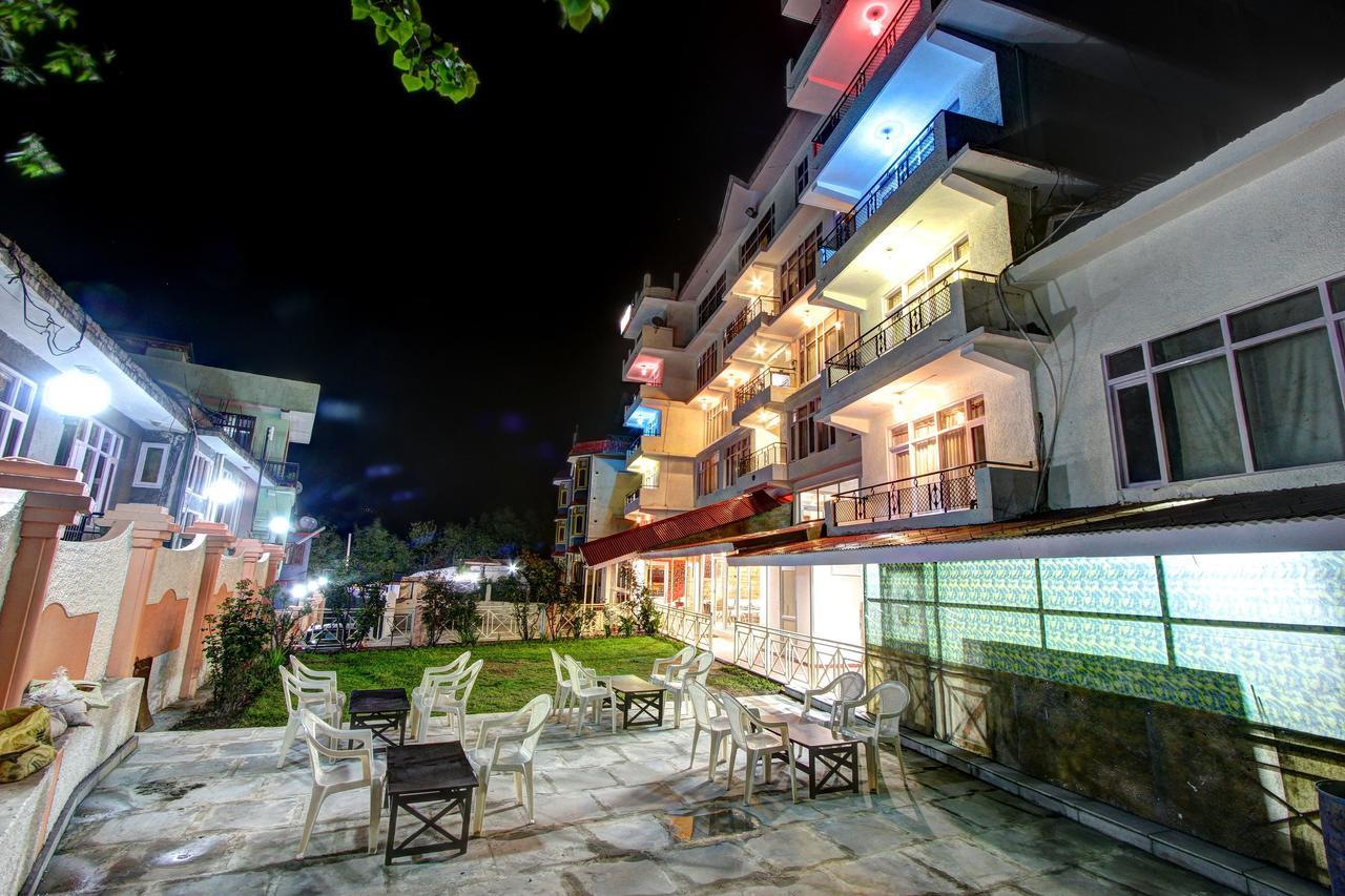 Hotel Monarch Residency Manāli Esterno foto