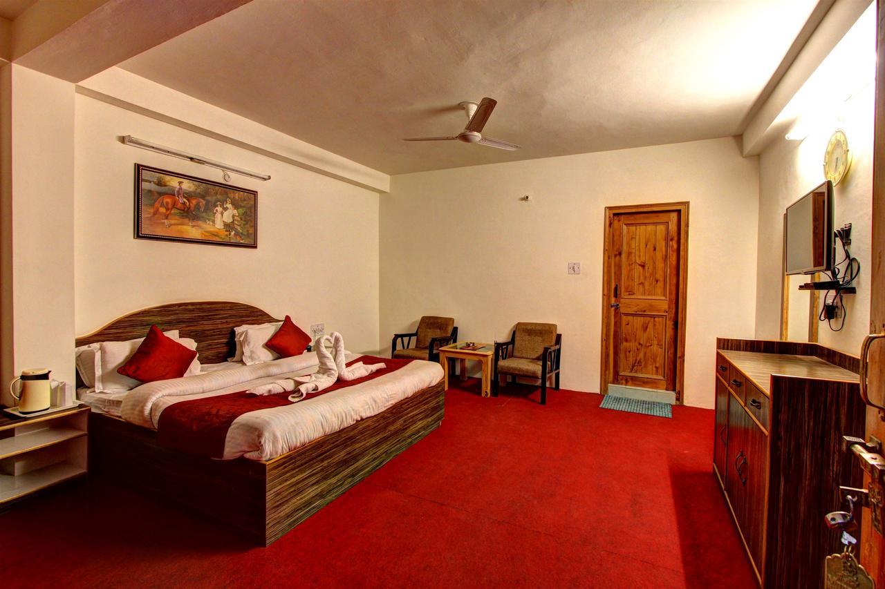 Hotel Monarch Residency Manāli Esterno foto