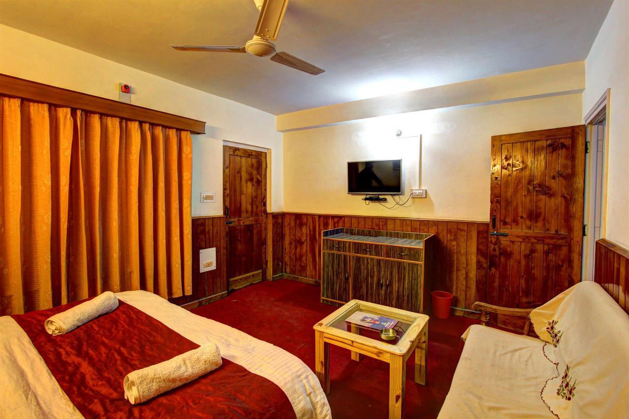 Hotel Monarch Residency Manāli Esterno foto